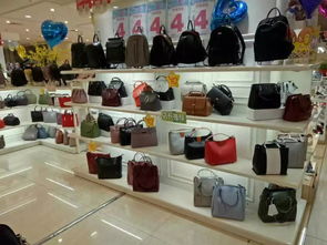 瑞麗女包閃耀登場，利群一樓皮具部恭候您的光臨